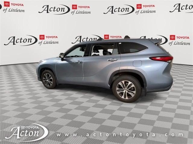 used 2021 Toyota Highlander car, priced at $34,000