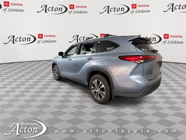 used 2021 Toyota Highlander car, priced at $34,000