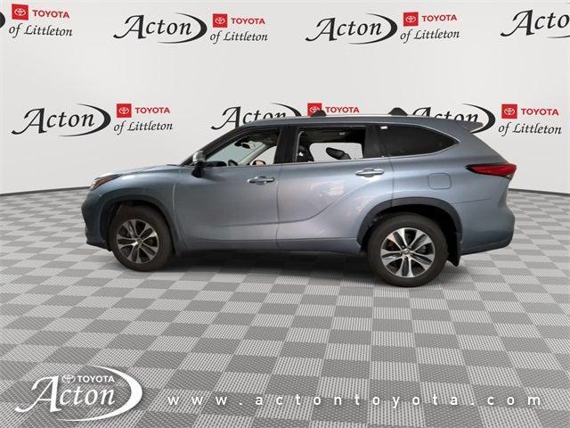 used 2021 Toyota Highlander car, priced at $34,000