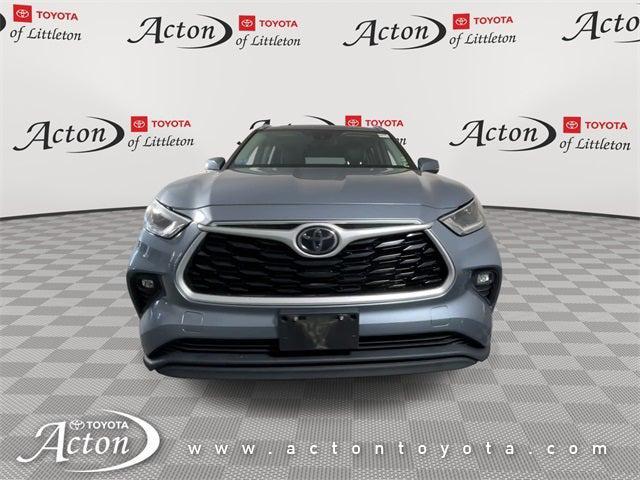 used 2021 Toyota Highlander car, priced at $34,000