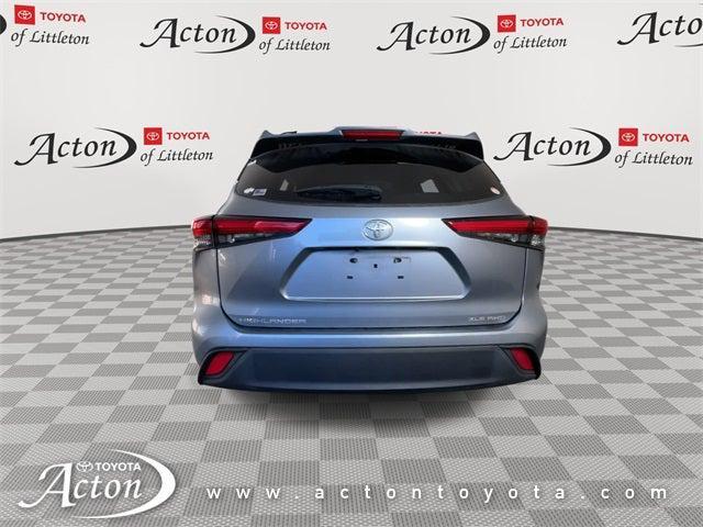 used 2021 Toyota Highlander car, priced at $34,000