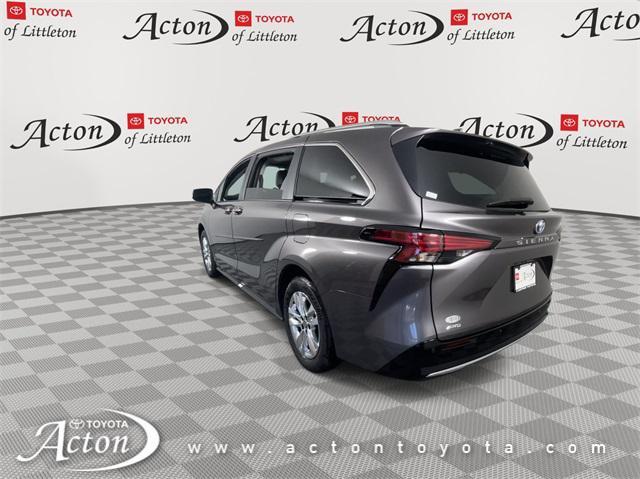 new 2024 Toyota Sienna car, priced at $56,244