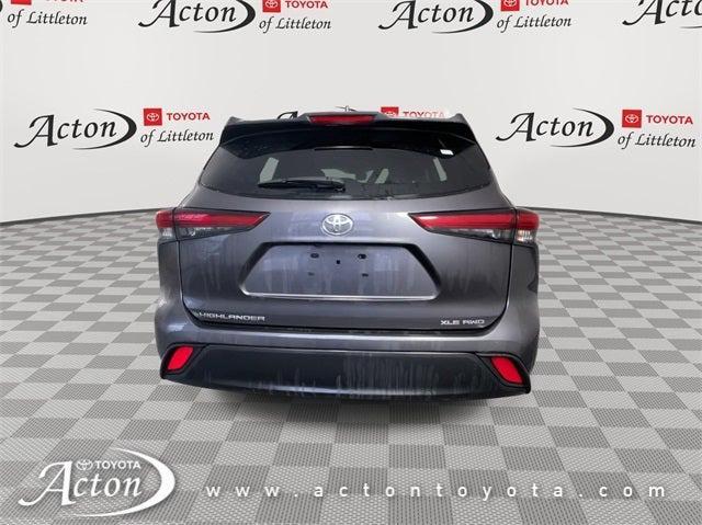 used 2022 Toyota Highlander car, priced at $33,345