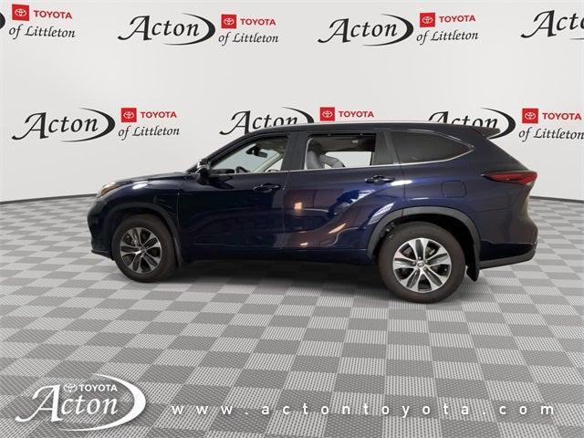 used 2024 Toyota Highlander car, priced at $41,886