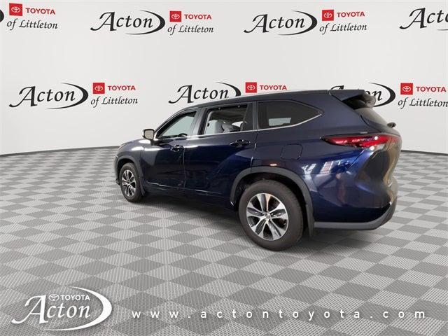 used 2024 Toyota Highlander car, priced at $41,886