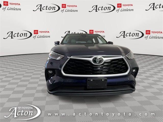 used 2024 Toyota Highlander car, priced at $41,886