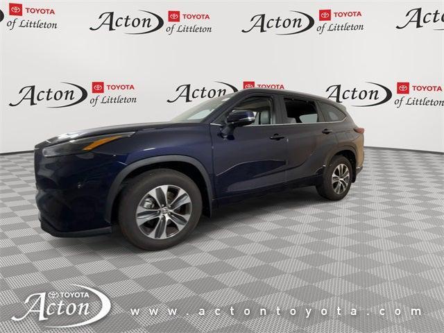 used 2024 Toyota Highlander car, priced at $41,886