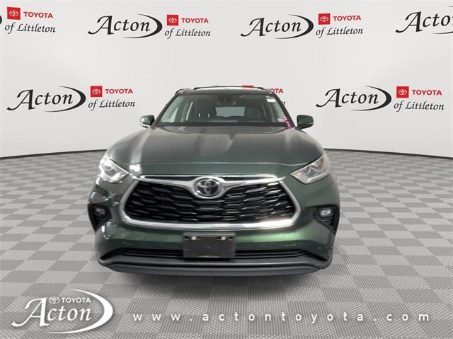 used 2023 Toyota Highlander car, priced at $44,500