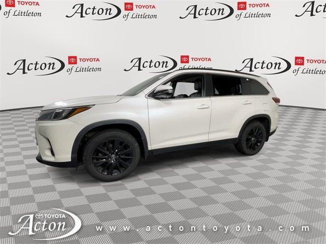 used 2019 Toyota Highlander car, priced at $24,288