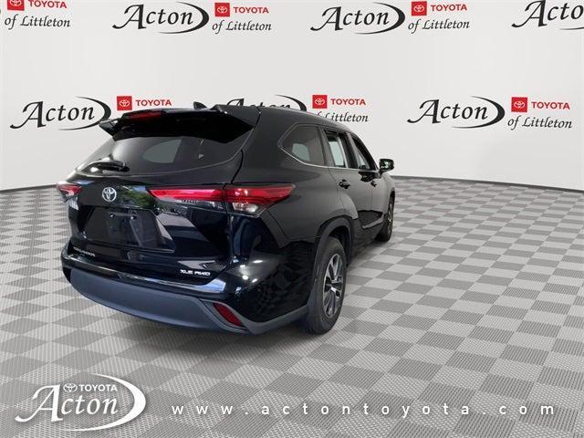 used 2021 Toyota Highlander car, priced at $35,000