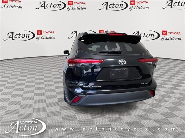 used 2021 Toyota Highlander car, priced at $35,000