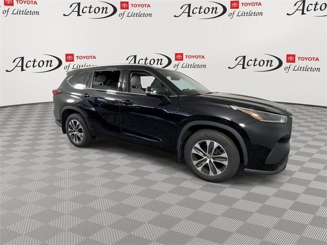 used 2021 Toyota Highlander car, priced at $35,000