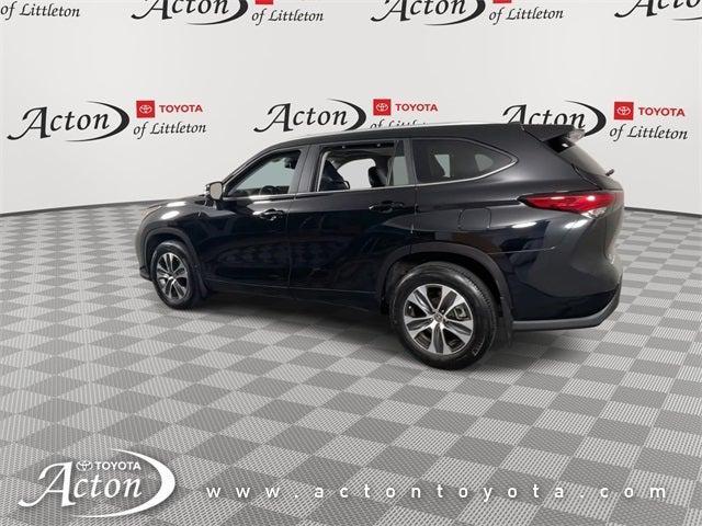 used 2023 Toyota Highlander car, priced at $40,832