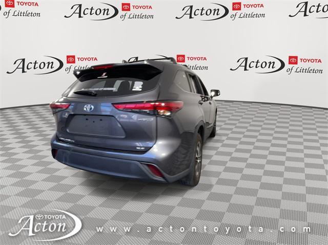 used 2023 Toyota Highlander Hybrid car, priced at $41,488