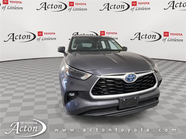 used 2023 Toyota Highlander Hybrid car, priced at $41,488