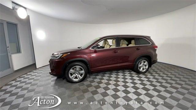 used 2019 Toyota Highlander car, priced at $25,695