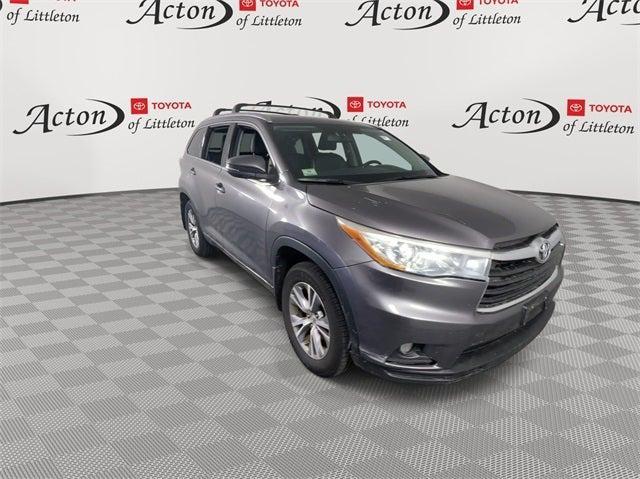 used 2015 Toyota Highlander car, priced at $14,098