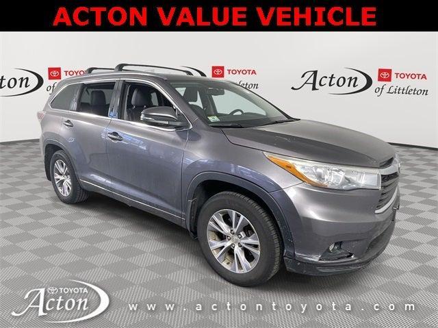 used 2015 Toyota Highlander car, priced at $14,098