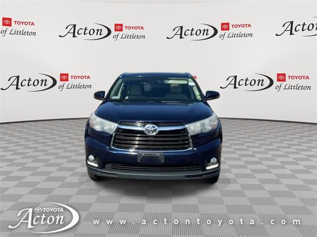 used 2015 Toyota Highlander car, priced at $19,157