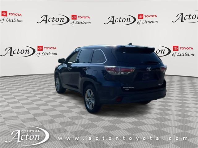 used 2015 Toyota Highlander car, priced at $19,157