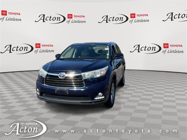 used 2015 Toyota Highlander car, priced at $19,157