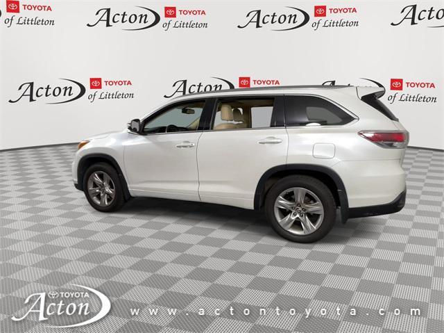 used 2016 Toyota Highlander car, priced at $21,199