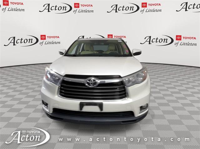 used 2016 Toyota Highlander car, priced at $21,199