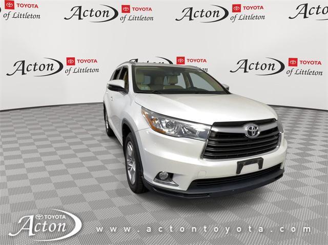 used 2016 Toyota Highlander car, priced at $21,199