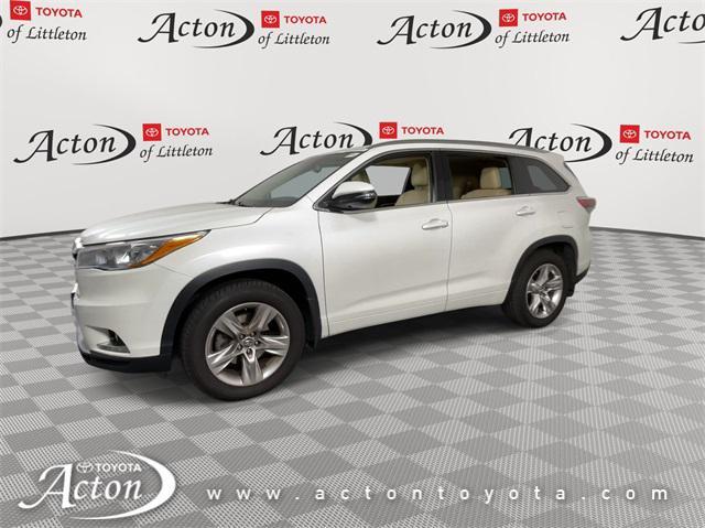 used 2016 Toyota Highlander car, priced at $21,199