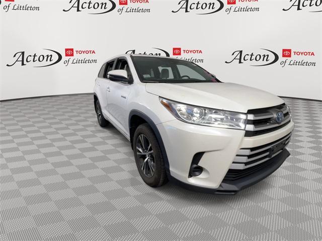 used 2018 Toyota Highlander Hybrid car, priced at $21,995