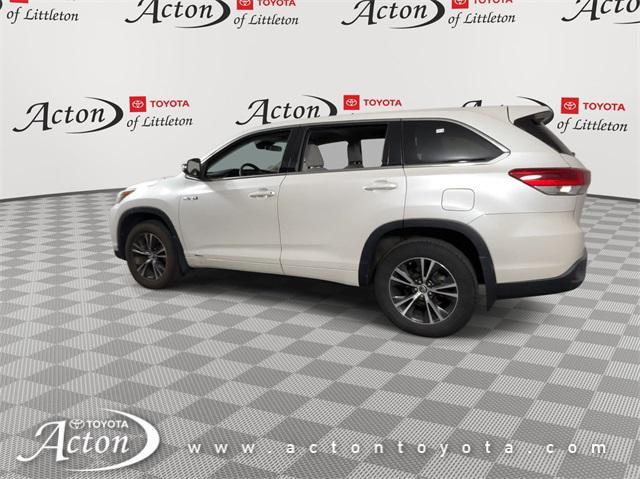 used 2018 Toyota Highlander Hybrid car, priced at $21,995