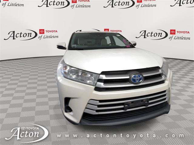 used 2018 Toyota Highlander Hybrid car, priced at $21,995