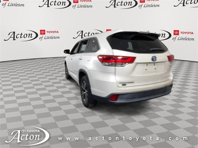 used 2018 Toyota Highlander Hybrid car, priced at $21,995