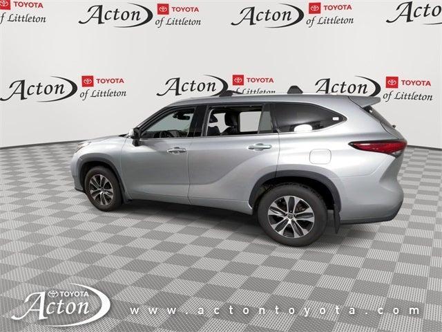 used 2022 Toyota Highlander car, priced at $35,488