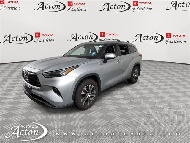 used 2022 Toyota Highlander car, priced at $35,488