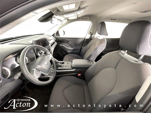 used 2023 Toyota Highlander car, priced at $40,500