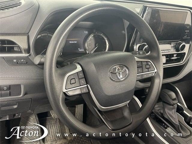 used 2023 Toyota Highlander car, priced at $40,500