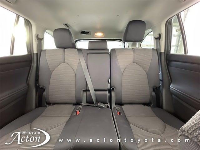 used 2023 Toyota Highlander car, priced at $40,500