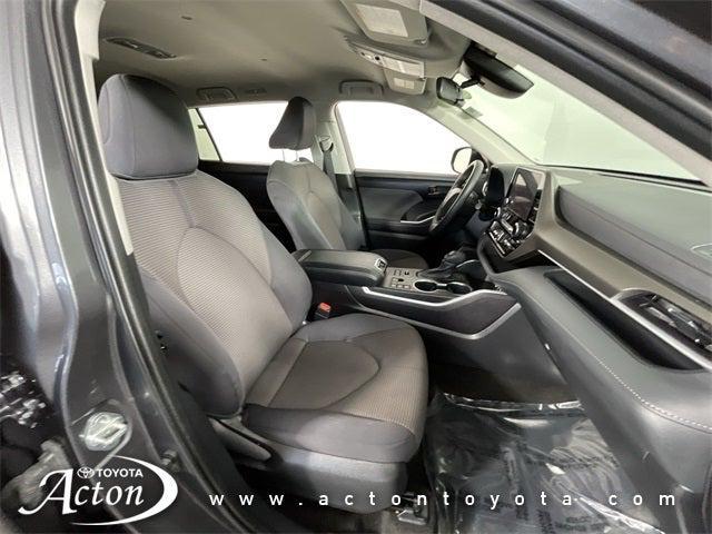 used 2023 Toyota Highlander car, priced at $38,000