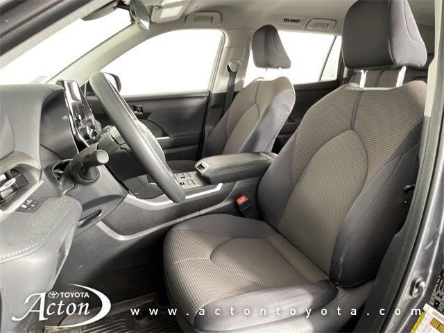 used 2023 Toyota Highlander car, priced at $40,500