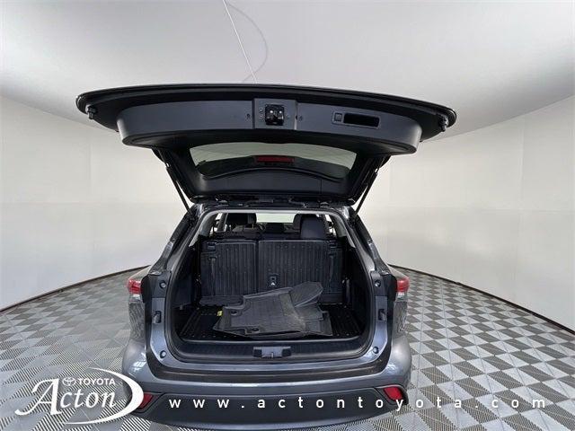 used 2023 Toyota Highlander car, priced at $38,000