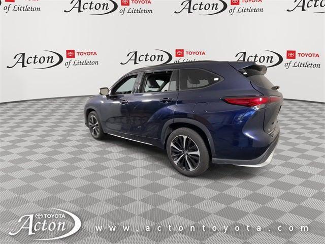 used 2021 Toyota Highlander car, priced at $35,000