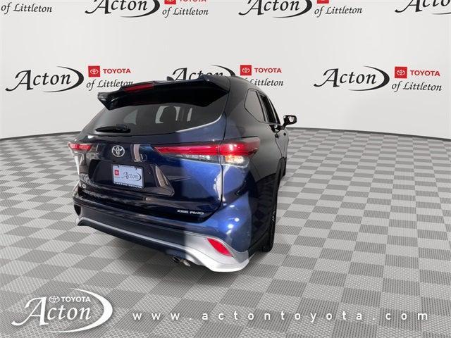 used 2021 Toyota Highlander car, priced at $34,199