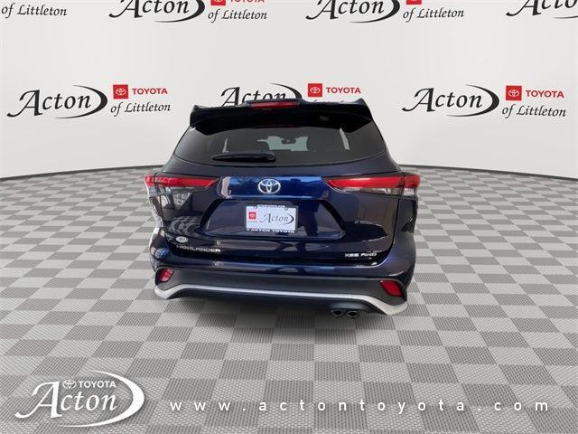 used 2021 Toyota Highlander car, priced at $34,199