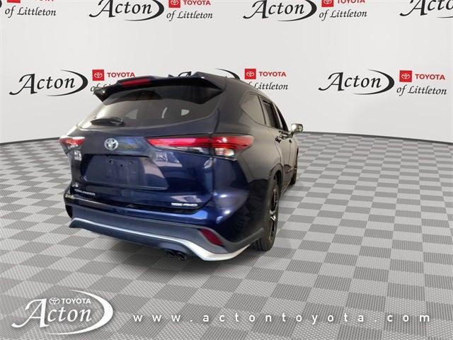 used 2021 Toyota Highlander car, priced at $35,000