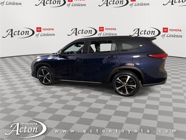 used 2021 Toyota Highlander car, priced at $34,199