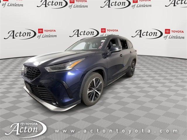 used 2021 Toyota Highlander car, priced at $35,000