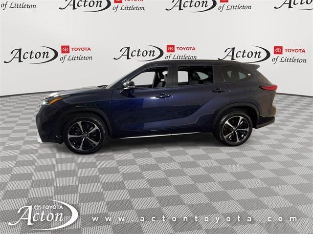 used 2021 Toyota Highlander car, priced at $34,199