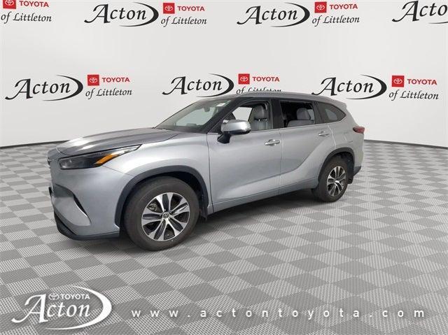 used 2022 Toyota Highlander car, priced at $35,000