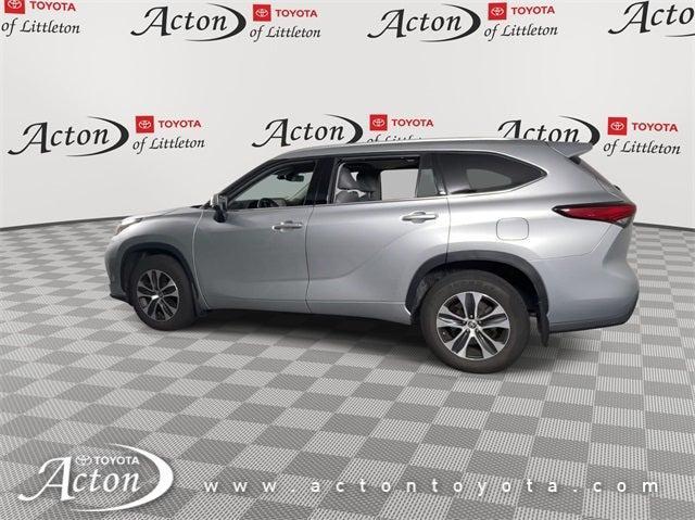 used 2022 Toyota Highlander car, priced at $35,000